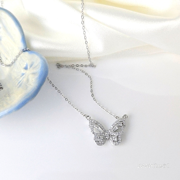 NEW Sterling Silver CZ Diamond Encrusted Y2K Butterfly Pendant Necklace - Picture 4 of 9
